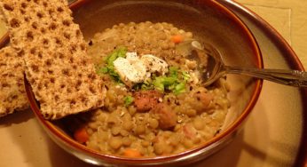 Hungarian Lentil Soup with Kielbasa – Lencseleves