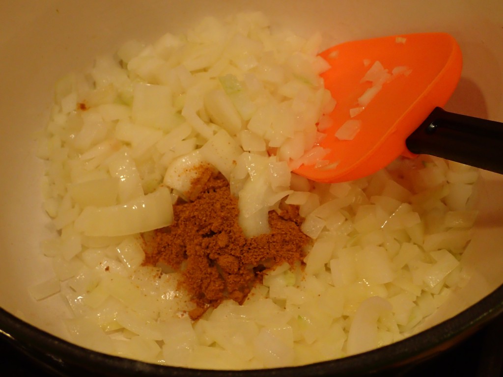 Cook Onion and Curry Powder Together